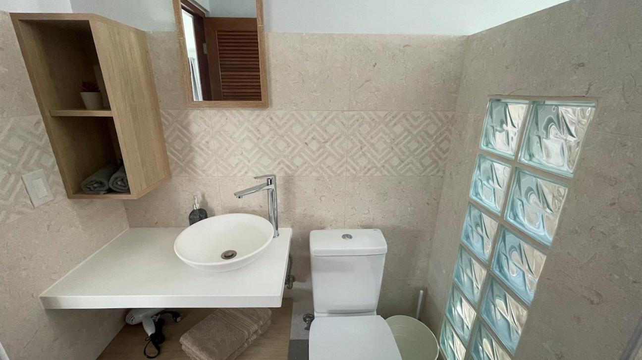 شقة Whitehouse Boulevard, Close To Mambo Beach And City Centre يلمستاد المظهر الخارجي الصورة