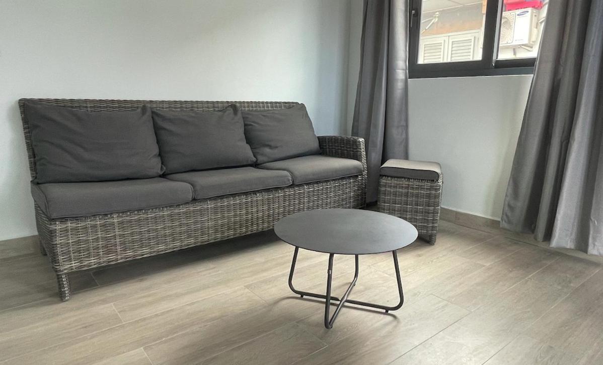 شقة Whitehouse Boulevard, Close To Mambo Beach And City Centre يلمستاد المظهر الخارجي الصورة