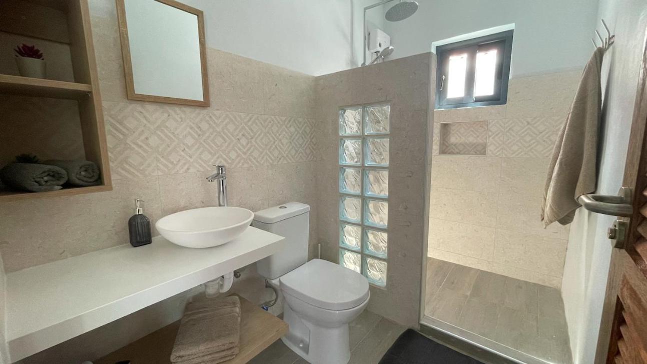شقة Whitehouse Boulevard, Close To Mambo Beach And City Centre يلمستاد المظهر الخارجي الصورة