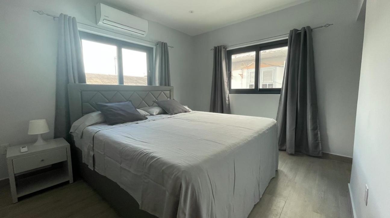 شقة Whitehouse Boulevard, Close To Mambo Beach And City Centre يلمستاد المظهر الخارجي الصورة