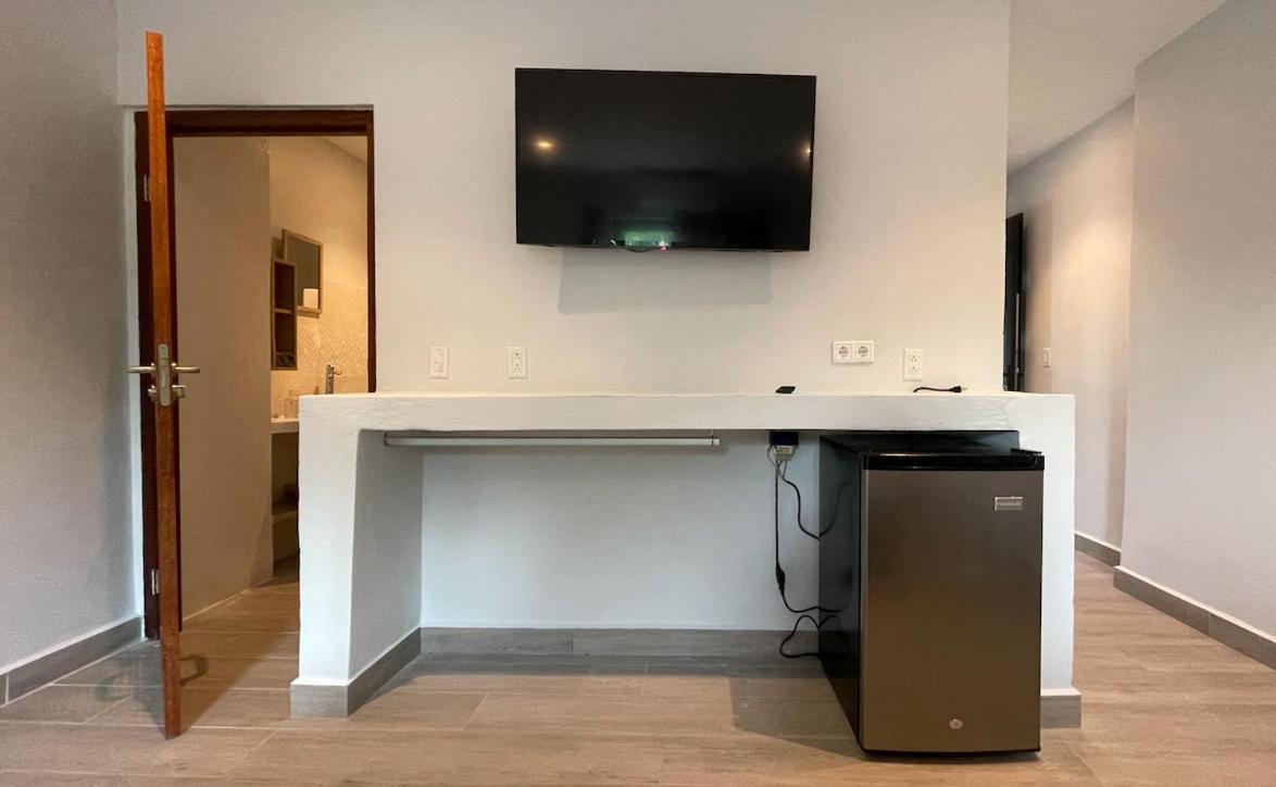 شقة Whitehouse Boulevard, Close To Mambo Beach And City Centre يلمستاد المظهر الخارجي الصورة